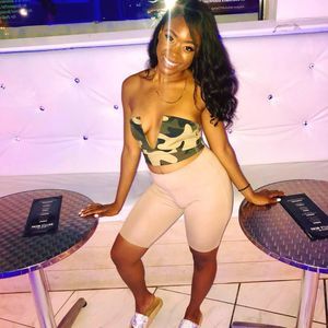 Meet your Posher, Yasmine